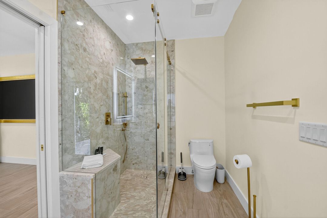 For Rent: $14,900 (4 beds, 3 baths, 3390 Square Feet)