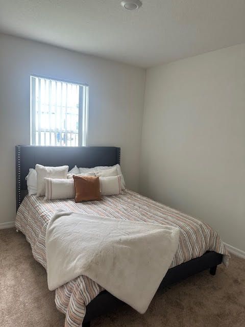 出租: $2,800 (4 贝兹, 2 浴室, 1867 平方英尺)