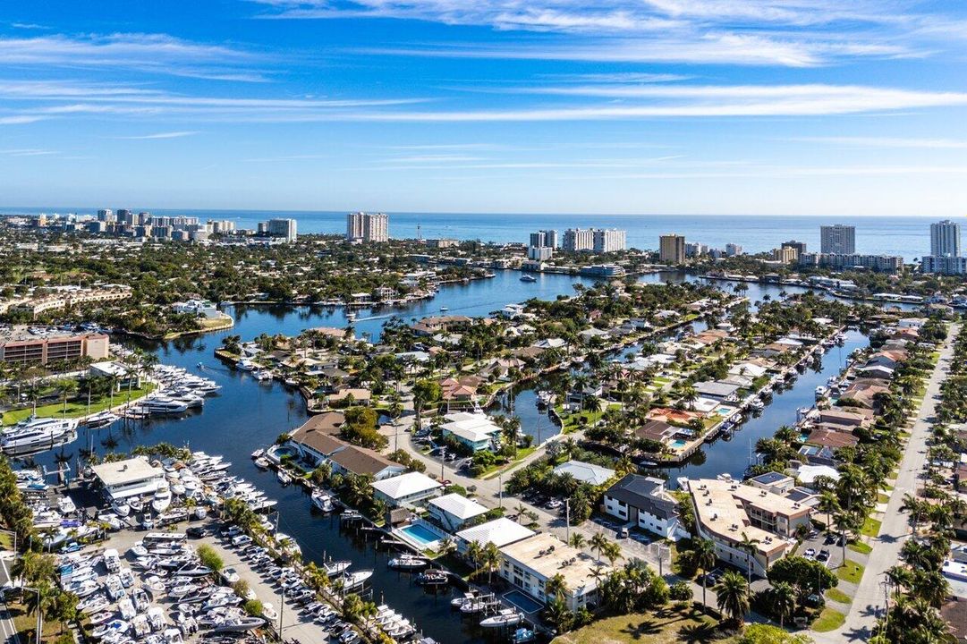 待售: $299,000 (1 贝兹, 1 浴室, 690 平方英尺)