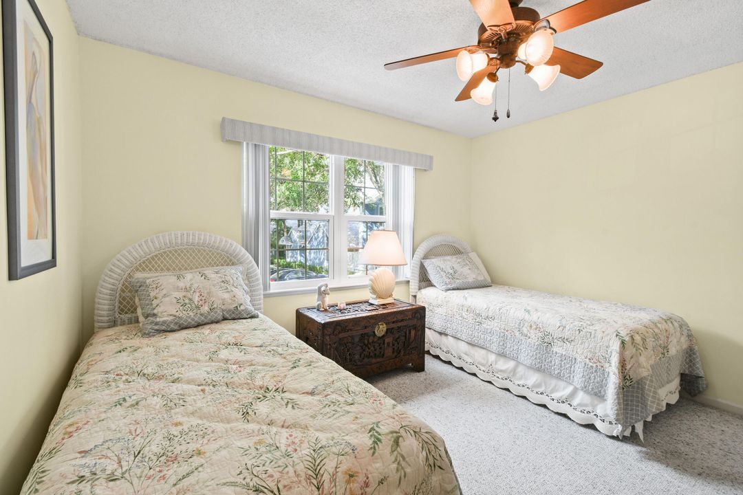 For Sale: $549,000 (2 beds, 2 baths, 1254 Square Feet)