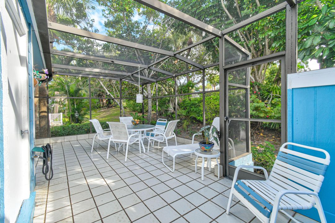 For Sale: $549,000 (2 beds, 2 baths, 1254 Square Feet)