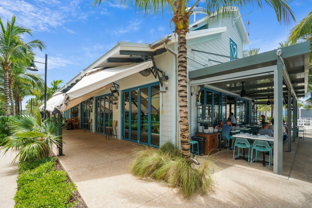 For Sale: $549,000 (2 beds, 2 baths, 1254 Square Feet)