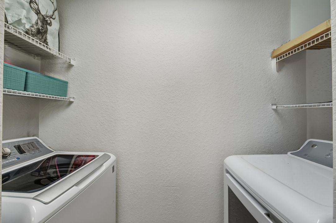 En Venta: $320,000 (3 camas, 2 baños, 1362 Pies cuadrados)