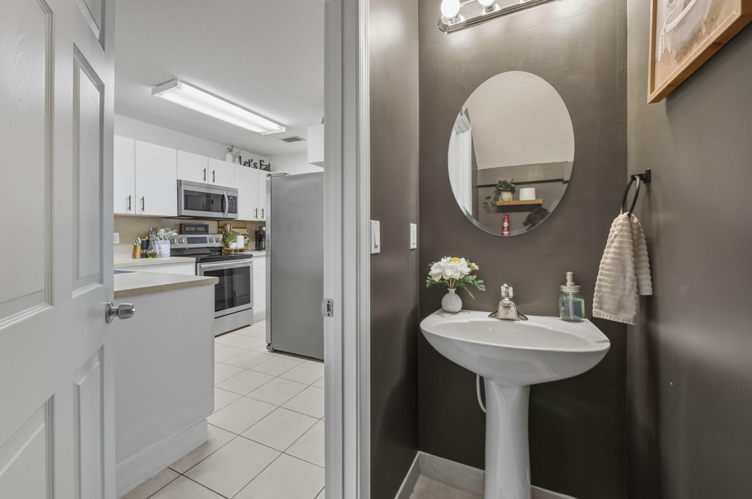 En Venta: $320,000 (3 camas, 2 baños, 1362 Pies cuadrados)