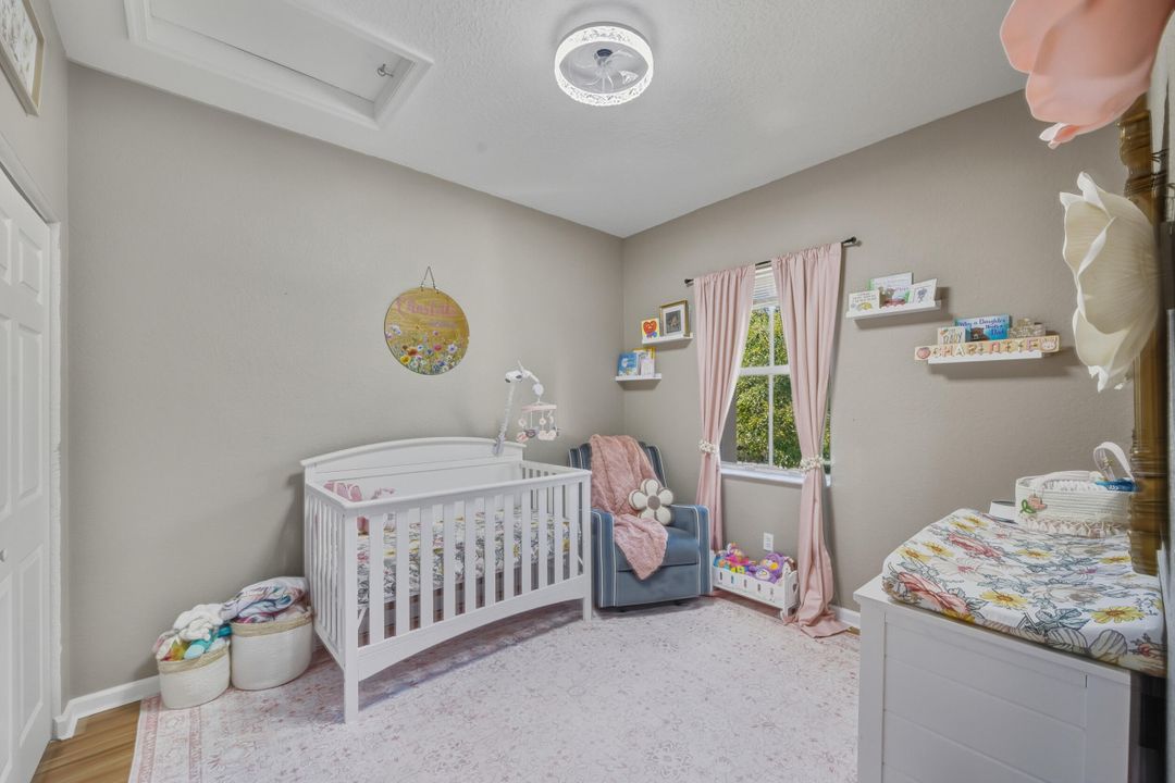 En Venta: $320,000 (3 camas, 2 baños, 1362 Pies cuadrados)