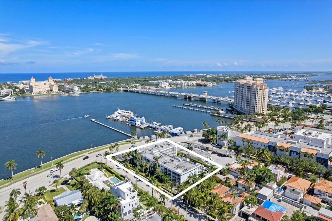 En Venta: $790,000 (2 camas, 2 baños, 963 Pies cuadrados)