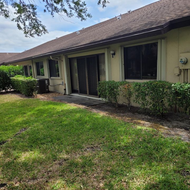 For Sale: $330,000 (3 beds, 2 baths, 1686 Square Feet)