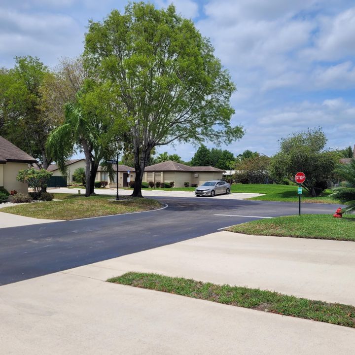 For Sale: $330,000 (3 beds, 2 baths, 1686 Square Feet)