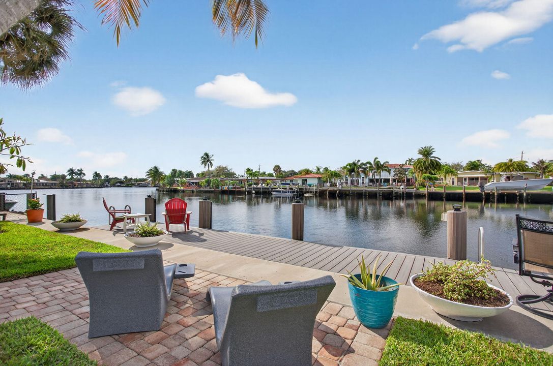 待售: $1,690,000 (3 贝兹, 2 浴室, 2075 平方英尺)