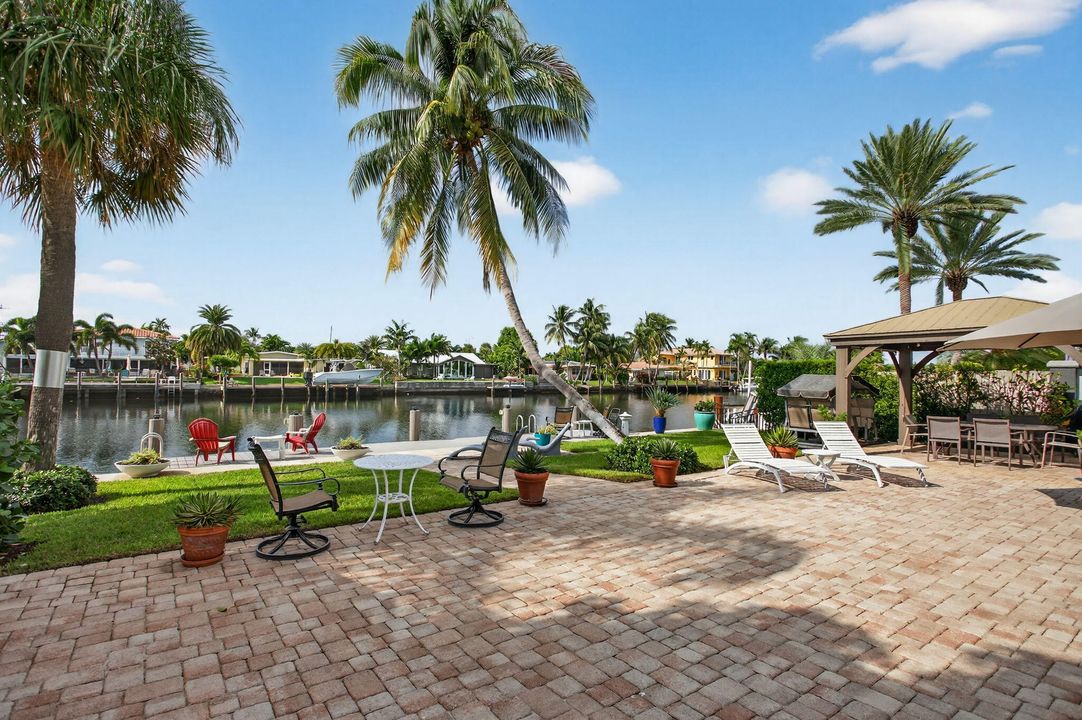 待售: $1,690,000 (3 贝兹, 2 浴室, 2075 平方英尺)