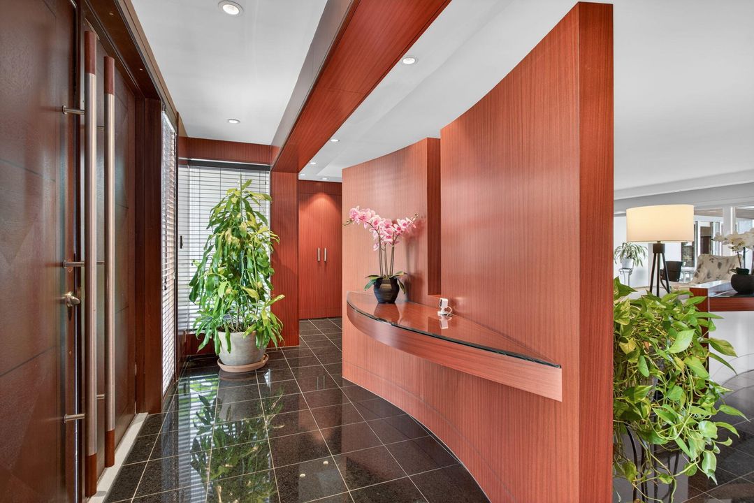 待售: $1,690,000 (3 贝兹, 2 浴室, 2075 平方英尺)