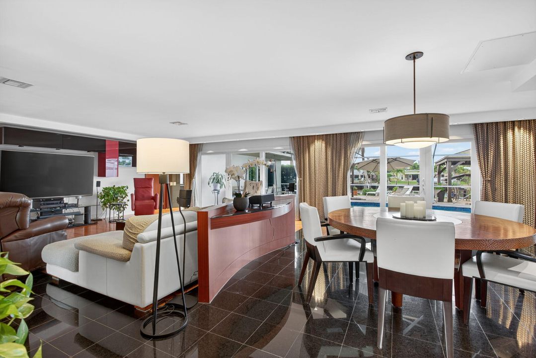 待售: $1,690,000 (3 贝兹, 2 浴室, 2075 平方英尺)