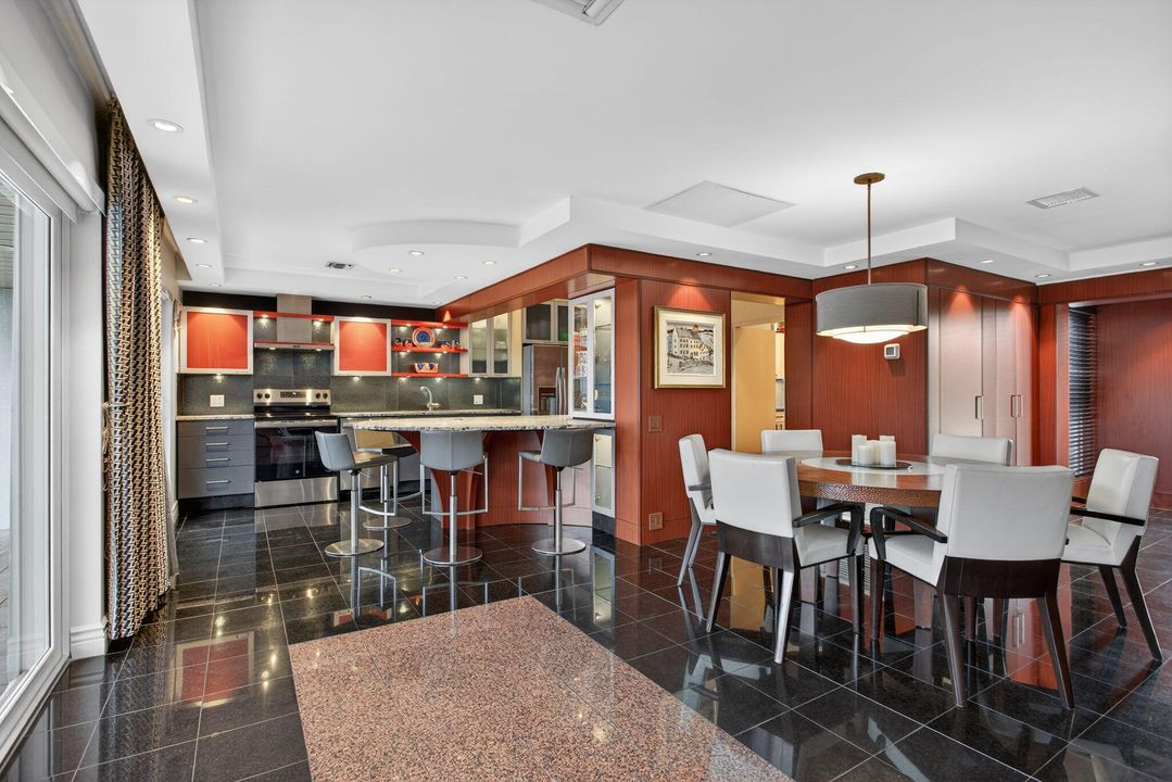 待售: $1,690,000 (3 贝兹, 2 浴室, 2075 平方英尺)