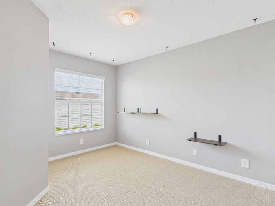 En Venta: $259,000 (3 camas, 2 baños, 1353 Pies cuadrados)