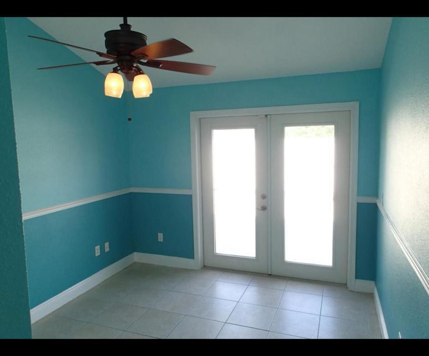 Activo con contrato: $2,800 (3 camas, 2 baños, 1276 Pies cuadrados)