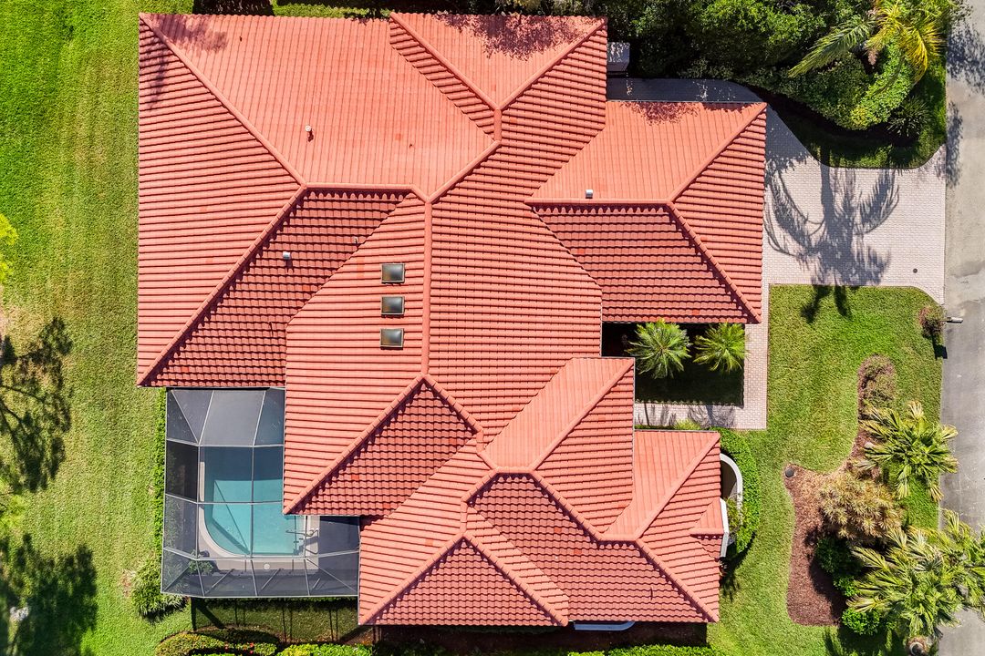 En Venta: $1,125,000 (3 camas, 3 baños, 3051 Pies cuadrados)