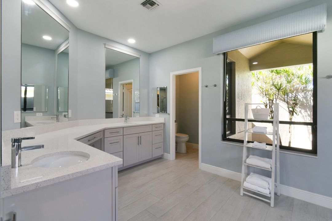 En Venta: $1,125,000 (3 camas, 3 baños, 3051 Pies cuadrados)