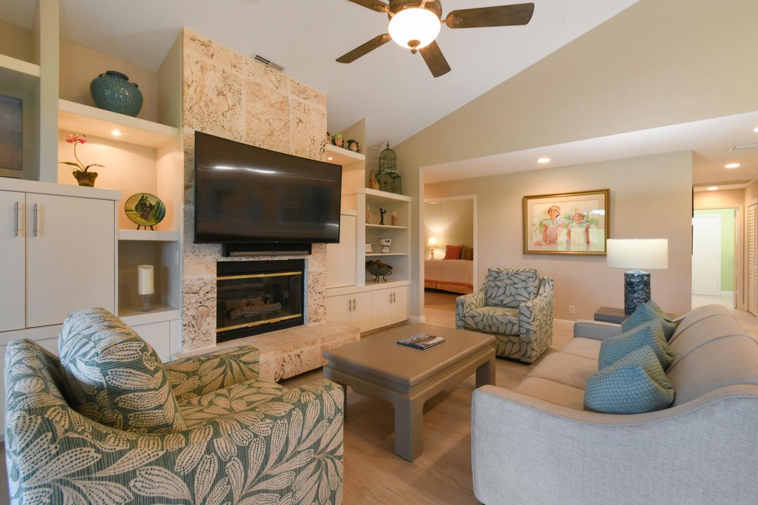 En Venta: $1,125,000 (3 camas, 3 baños, 3051 Pies cuadrados)