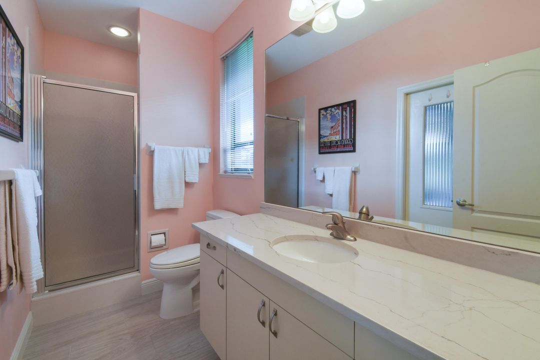 En Venta: $1,125,000 (3 camas, 3 baños, 3051 Pies cuadrados)