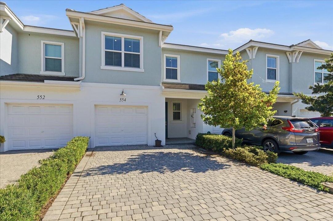 En Venta: $575,000 (3 camas, 2 baños, 1842 Pies cuadrados)