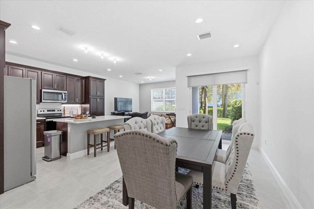 En Venta: $575,000 (3 camas, 2 baños, 1842 Pies cuadrados)