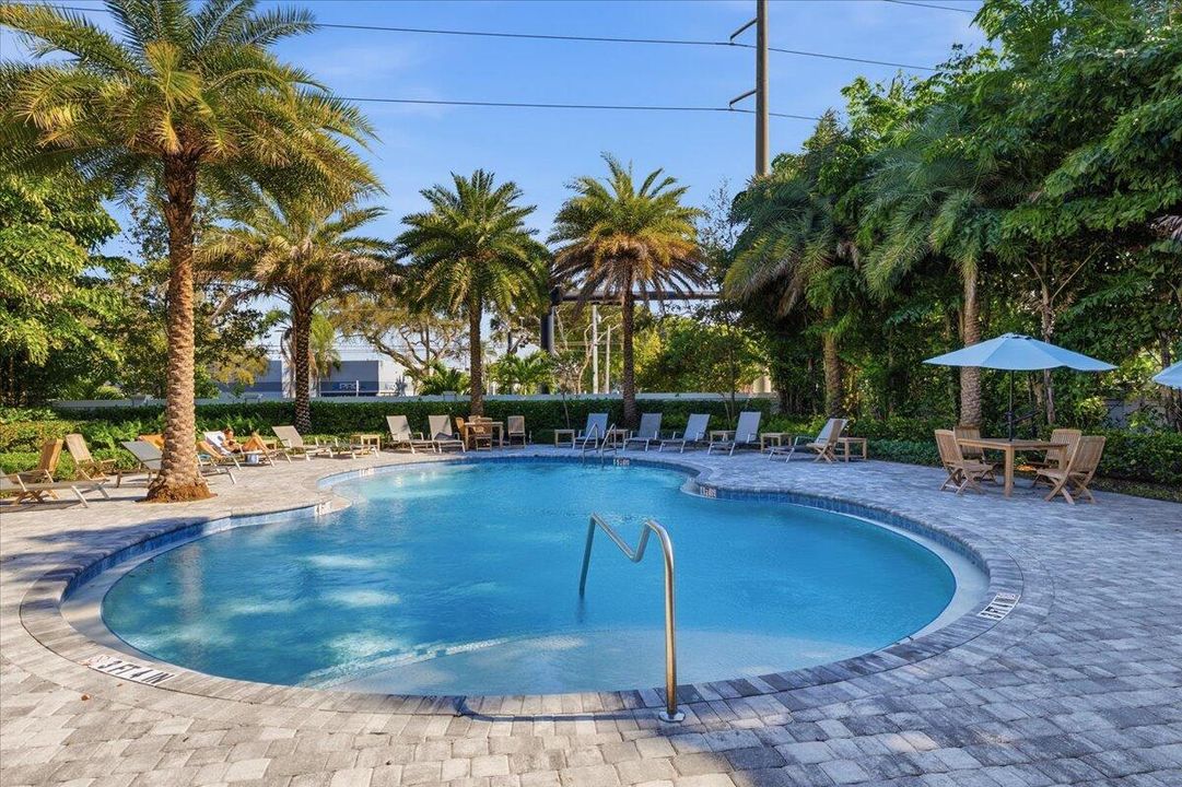 En Venta: $575,000 (3 camas, 2 baños, 1842 Pies cuadrados)