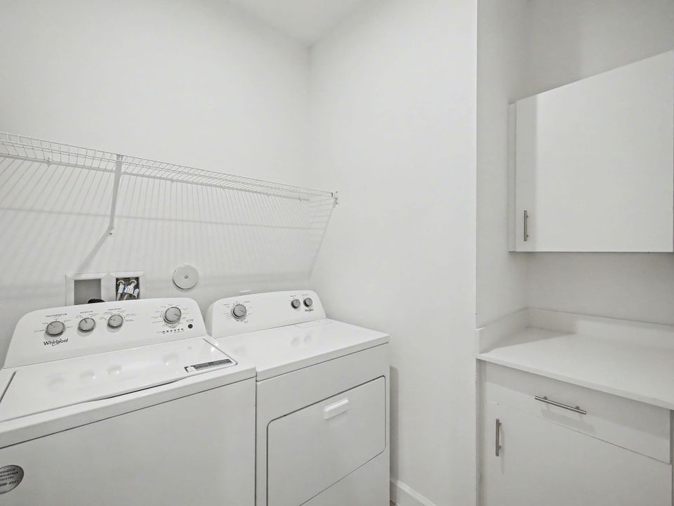 待售: $515,000 (4 贝兹, 2 浴室, 1894 平方英尺)