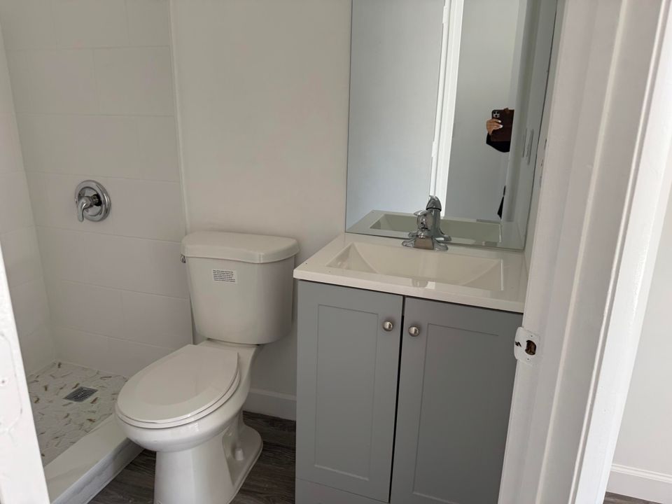 出租: $2,500 (3 贝兹, 2 浴室, 1242 平方英尺)