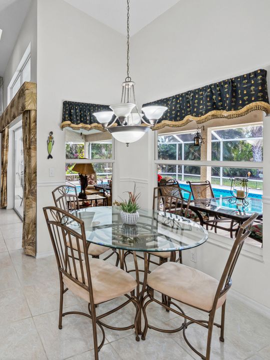 На продажу: $415,000 (3 спален, 2 ванн, 1839 Квадратных фут)