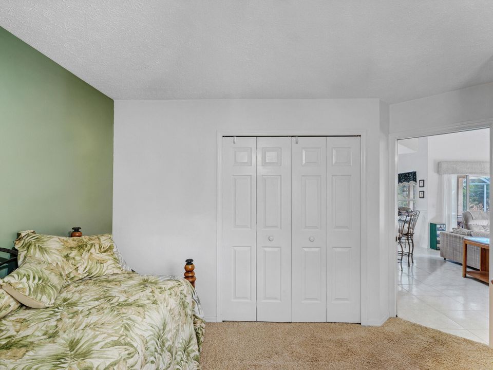 На продажу: $415,000 (3 спален, 2 ванн, 1839 Квадратных фут)