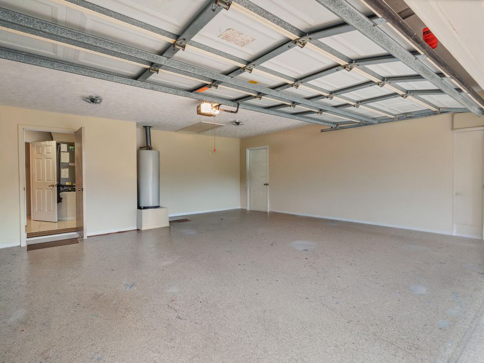 На продажу: $415,000 (3 спален, 2 ванн, 1839 Квадратных фут)