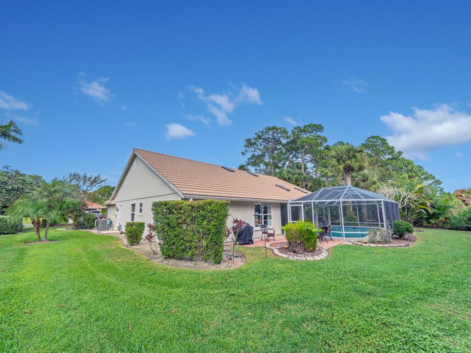 На продажу: $415,000 (3 спален, 2 ванн, 1839 Квадратных фут)