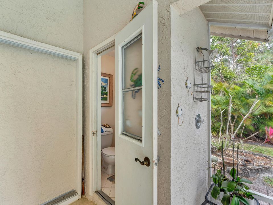 На продажу: $415,000 (3 спален, 2 ванн, 1839 Квадратных фут)