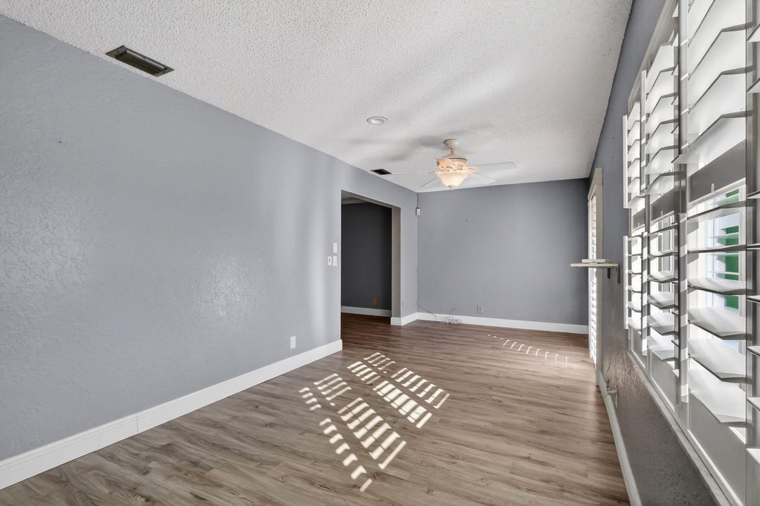 На продажу: $370,000 (2 спален, 2 ванн, 1527 Квадратных фут)