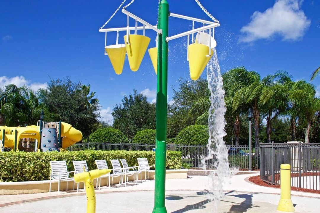 待售: $340,000 (2 贝兹, 2 浴室, 1735 平方英尺)