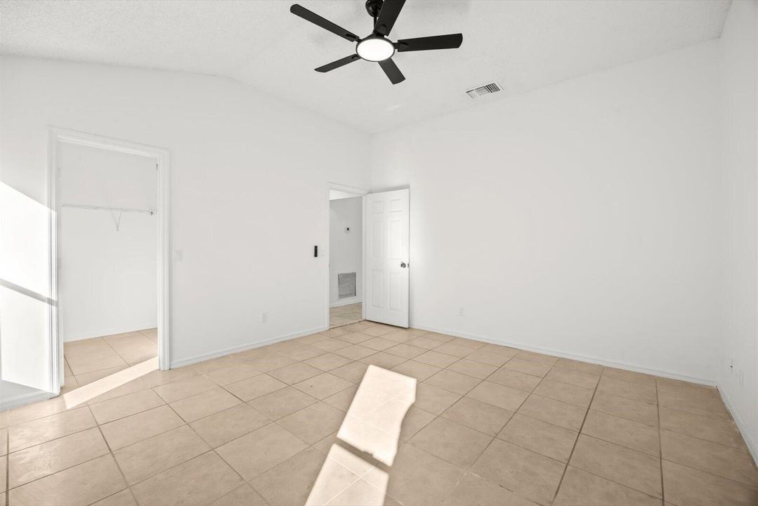 На продажу: $369,000 (3 спален, 2 ванн, 1504 Квадратных фут)