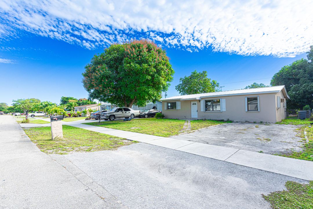 En Venta: $415,000 (3 camas, 2 baños, 1292 Pies cuadrados)