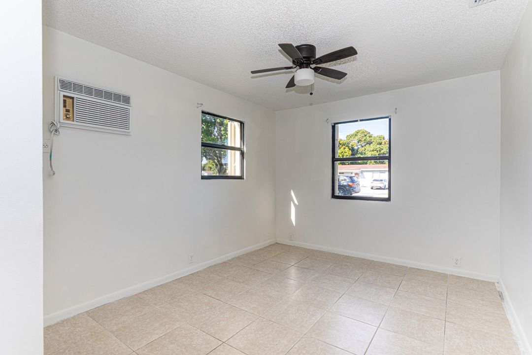 En Venta: $415,000 (3 camas, 2 baños, 1292 Pies cuadrados)