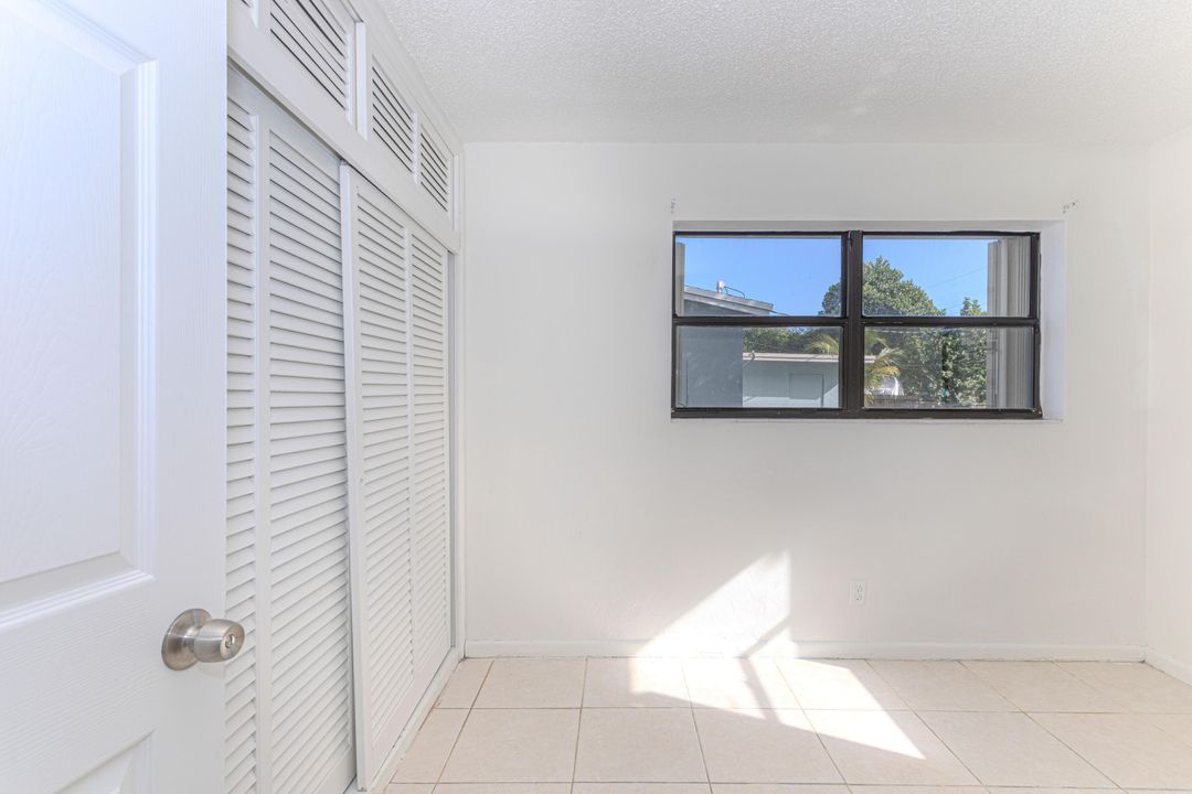 En Venta: $415,000 (3 camas, 2 baños, 1292 Pies cuadrados)