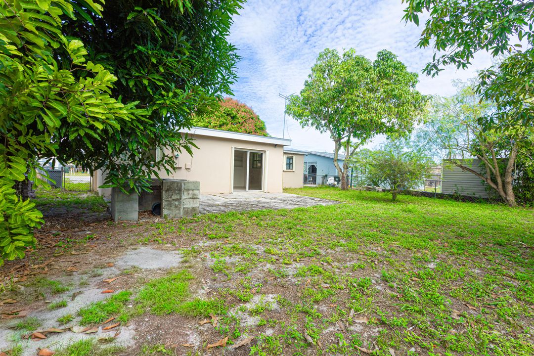 En Venta: $415,000 (3 camas, 2 baños, 1292 Pies cuadrados)