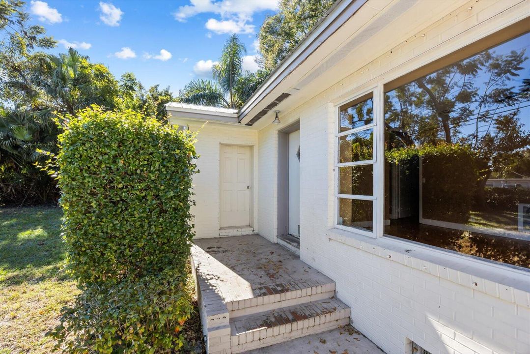 На продажу: $289,999 (3 спален, 1 ванн, 1600 Квадратных фут)