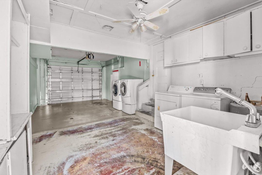 На продажу: $289,999 (3 спален, 1 ванн, 1600 Квадратных фут)