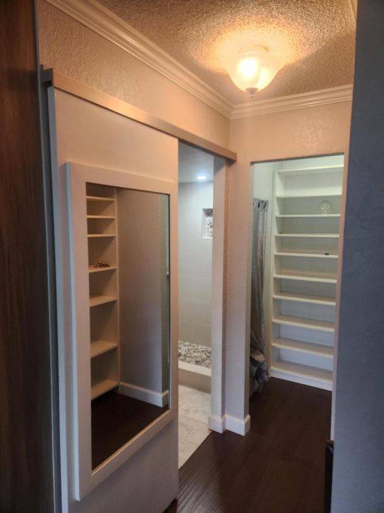 出租: $2,295 (2 贝兹, 2 浴室, 1040 平方英尺)