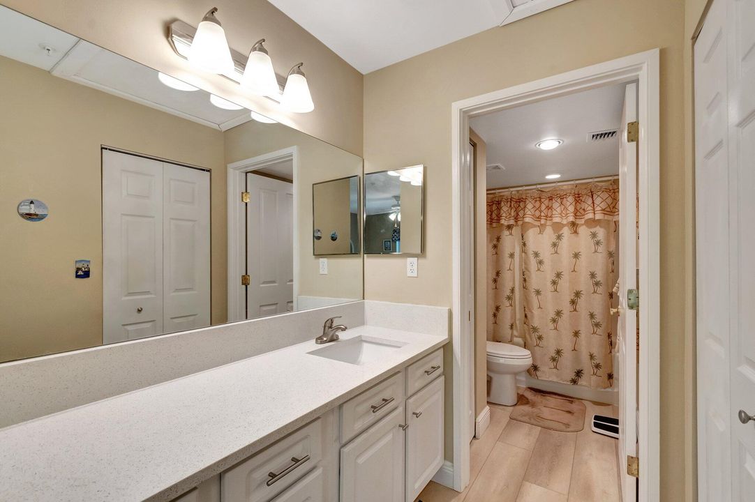 待售: $325,000 (3 贝兹, 2 浴室, 1298 平方英尺)