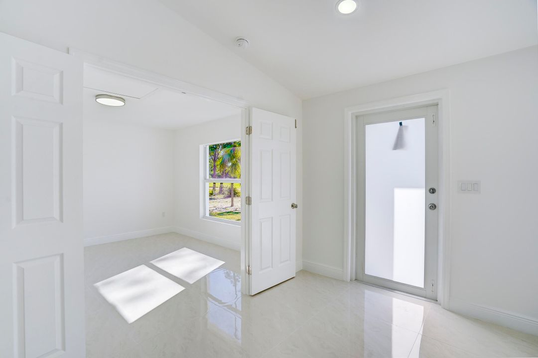 待售: $830,000 (4 贝兹, 3 浴室, 2160 平方英尺)