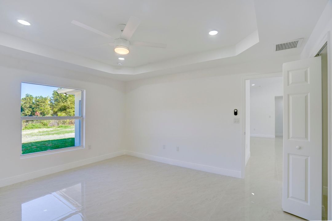 待售: $830,000 (4 贝兹, 3 浴室, 2160 平方英尺)