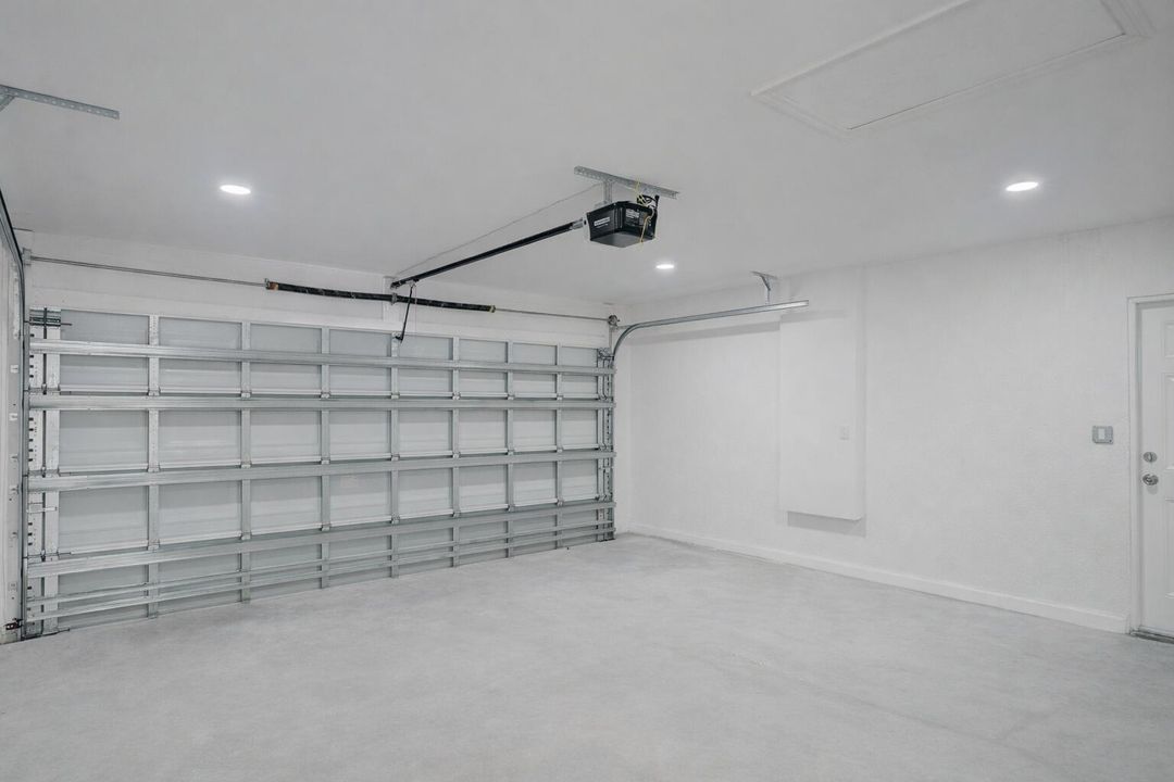 待售: $830,000 (4 贝兹, 3 浴室, 2160 平方英尺)