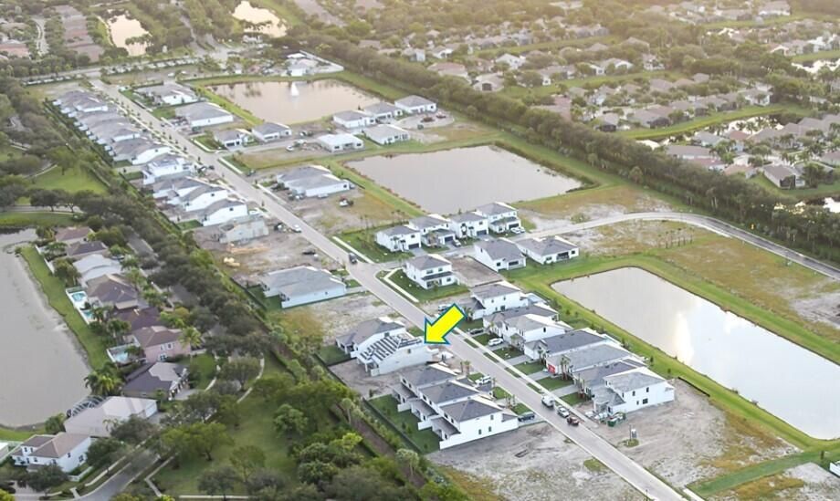 En Venta: $937,295 (5 camas, 4 baños, 2894 Pies cuadrados)