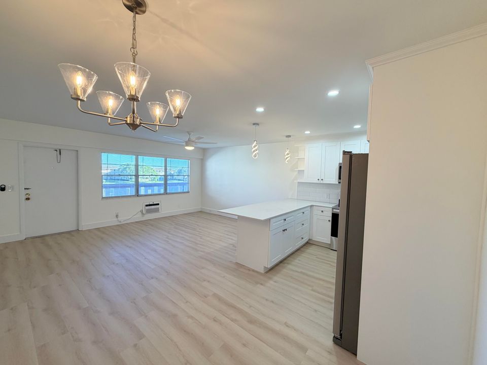 En Renta: $1,800 (1 camas, 1 baños, 720 Pies cuadrados)