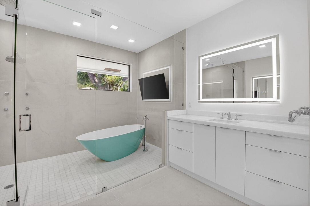 En Venta: $3,999,999 (5 camas, 3 baños, 3407 Pies cuadrados)